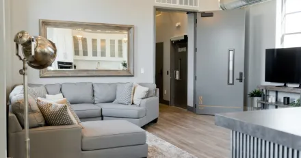 K Fast Holding testar langa trenden