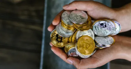 Coinshares Krypto star emot