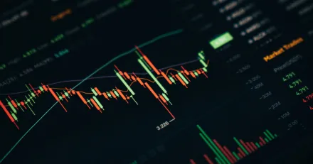 MR15 En strategi for att utnyttja overreaktioner pa marknaden