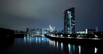 Storsta ECB hojningen nagonsin