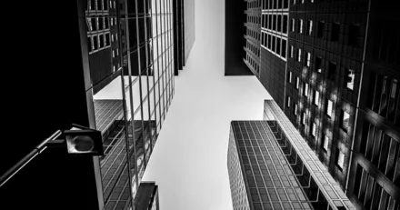 Small Cap Mangold rusade pa omvand vinstvarning