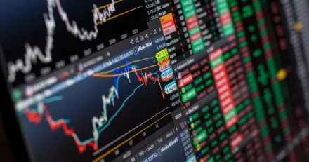 Tankeprocess kring fredagens handel i Peab