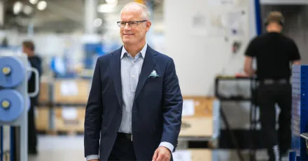 Hanza Holding Nere pa intressanta nivaer