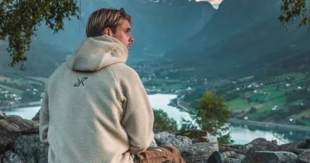 Revolution Race RVRC Kryper till korset