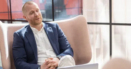 Uppkopsbud pa Resurs Holding