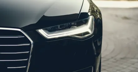 Meko Plotsligt hander det