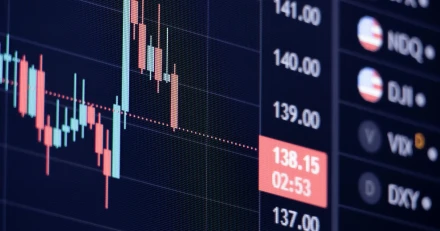 totos adam 3r8rcSy0Ffg unsplash