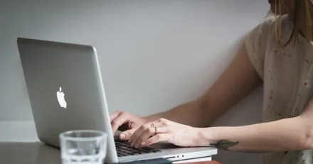 Dustin Vi kastar in handduken High Quality