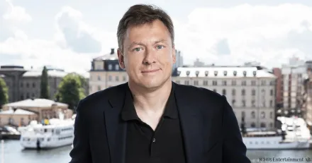 G5 Entertainment Uppstuds High Quality