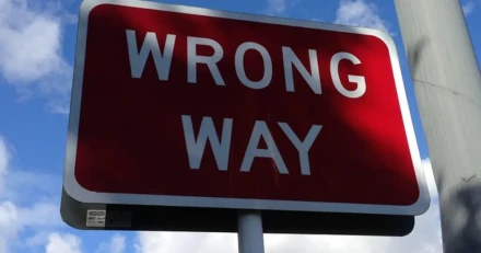 Frbttra trffskerheten och hitta explosiva kursrrelser